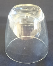 Lade das Bild in den Galerie-Viewer, TEELICHTGLAS - Hartglas, Tulpenartig Klares Dekor (G)