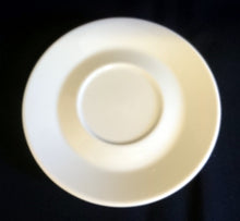 Lade das Bild in den Galerie-Viewer, 2er Set UNTERTASSEN - Porzellan, Einfärbiges Klassisch Dekor