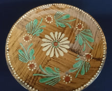 Lade das Bild in den Galerie-Viewer, WAND SAMMELTELLER - Keramik / Steingut, Blumen Blüten Pflanzen Flora Holztafel Motiv Dekor