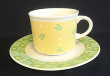 Lade das Bild in den Galerie-Viewer, 2er Set KAFFEETASSEN - Porzellan, Blätter Punkte Abstrakt Dekor