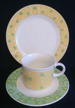 Lade das Bild in den Galerie-Viewer, 2er Set KAFFEETASSEN - Porzellan, Blätter Punkte Abstrakt Dekor