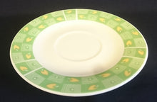 Lade das Bild in den Galerie-Viewer, 2er Set UNTERTASSEN - Porzellan, Blätter Punkte Abstrakt Dekor