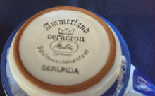 Lade das Bild in den Galerie-Viewer, KAFFEETASSE - Keramik / Steingut, "Ammerland Ceracron Sekunda" - Keramik / Steingut, Apfel Äpfel Zweige Blätter Linien Striche Balken Motiv Dekor