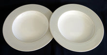 Lade das Bild in den Galerie-Viewer, 2er Set SUPPENTELLER "Roma" - Porzellan, Rand Innen Linie Breiter Rand Motiv Dekor