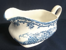 Lade das Bild in den Galerie-Viewer, SAUCIER "Country Life" - Keramik / Steingut (Fine Staffordshire Ware), Englisches Landleben Scenen Motiv Dekor, Hand graviert