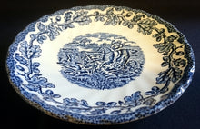 Lade das Bild in den Galerie-Viewer, 2er KAFFEEGEDECK "Country Life" - Keramik / Steingut (Fine Staffordshire Ware), Englisches Landleben Scenen Motiv Dekor, Hand graviert