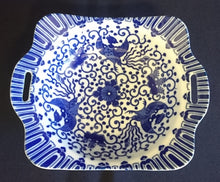 Lade das Bild in den Galerie-Viewer, GEBÄCKSCHALE - Porzellan, Abstraktes Girlanden Vogel Blumenblüten Motiv Dekor