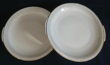 Lade das Bild in den Galerie-Viewer, SERVIER- BEILAGENTELLER - Porzellan, Goldrand Griff Linien Striche Punkte Relief Motiv Dekor