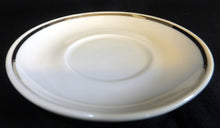 Lade das Bild in den Galerie-Viewer, UNTERTASSE - Porzellan, Silberrand Klassisch Dekor