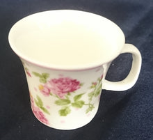 Lade das Bild in den Galerie-Viewer, ESPRESSOTASSE - Porzellan, Rosen Blumenblüten Pflanzen Rosarand Motiv Dekor