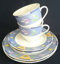 Lade das Bild in den Galerie-Viewer, KAFFEETASSE "Betty" - Porzellan, Pflanzen Tulpen Blumenblüten Flora Abstrakt Motiv Dekor