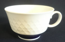 Lade das Bild in den Galerie-Viewer, 3er KAFFEEGEDECK - Fine China Porzellan, Echt Kobalt Breite Linien Balken Motiv Dekor