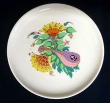 Lade das Bild in den Galerie-Viewer, 2er Set ABLAGETELLERCHEN UNTERSETZER - Porzellan, Blumen Blüten Pflanzen Geige Cello Motiv Dekor