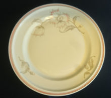 Lade das Bild in den Galerie-Viewer, DESSERTTELLER - "Winifred" - Porzellan, Blumen / Linien Klassisch Dekor