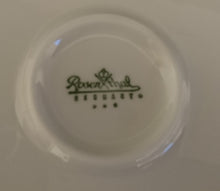 Lade das Bild in den Galerie-Viewer, 2er Set DESSERTTELLER "Studio Linie" "Blaue Rose" - Porzellan, Rosenstrauß Blumen Relief Dekor, Björn Wiinblad Designer