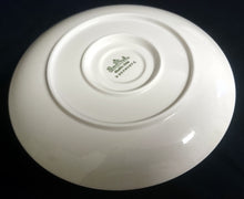 Lade das Bild in den Galerie-Viewer, SAUCIER "Studio Linie" "Blaue Rose" - Porzellan, Rosenstrauß Blumen Relief Dekor, Björn Wiinblad Design