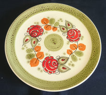 Lade das Bild in den Galerie-Viewer, 2er Set DESSERTTELLER "Tirol" - Keramik / Steingut, Rosen Motiv Dekor, Handbemalt