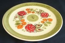 Lade das Bild in den Galerie-Viewer, DESSERTTELLER "Tirol" - Keramik / Steingut, Rosen Motiv Dekor, Handbemalt