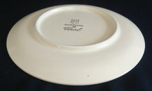 Lade das Bild in den Galerie-Viewer, DESSERTTELLER "Tirol" - Keramik / Steingut, Rosen Motiv Dekor, Handbemalt