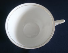 Lade das Bild in den Galerie-Viewer, 2er Set 3er TEEGEDECKE - Porzellan, Goldrand Linien Abstrakt Ranken Girlanden Motiv Dekor