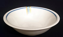 Lade das Bild in den Galerie-Viewer, GROßE BEILAGENSCHÜSSEL - Porzellan, Blauer Rand Regenbogenfarben Striche Linien Dekor