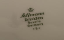 Lade das Bild in den Galerie-Viewer, GROßE BEILAGENSCHÜSSEL - Porzellan, Blauer Rand Regenbogenfarben Striche Linien Dekor