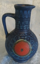 Lade das Bild in den Galerie-Viewer, KANNE "Fat Lava" - Keramik / Steingut, Künstlerisches Dekor, Handarbeit