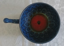 Lade das Bild in den Galerie-Viewer, KANNE "Fat Lava" - Keramik / Steingut, Künstlerisches Dekor, Handarbeit