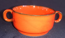 Lade das Bild in den Galerie-Viewer, SUPPENTASSEN UNTERTELLER "Scandic" - Keramik / Steingut, Linien Rand Dekor