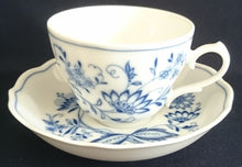 Lade das Bild in den Galerie-Viewer, KAFFEETASSE - Porzellan, Echt Kobalt Zwiebelmuster Motiv Relief Dekor