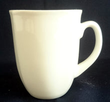 Lade das Bild in den Galerie-Viewer, KAFFEETASSE "Concerto" - Porzellan, Einfärbiges Quadratisches Abgerundetes Form Dekor, Wellco Design