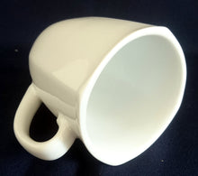 Lade das Bild in den Galerie-Viewer, 2er Set KAFFEETASSEN "Concerto" - Porzellan, Einfärbiges Quadratisches Abgerundetes Form Dekor, Wellco Design