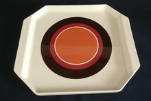Lade das Bild in den Galerie-Viewer, BEILAGENSCHALE "Avantgarde" - Keramik / Steingut, Geometrisches Streifen Kreise Dekor, Mittig Orange