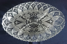 Lade das Bild in den Galerie-Viewer, SNACKSCHALE - Hartglas, 4Kammer geteilt, Abstrakt Dekor