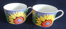 Lade das Bild in den Galerie-Viewer, KAFFEETASSE - Porzellan, Sonnenblumen Blüten Pflanzen Motiv Dekor