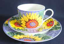 Lade das Bild in den Galerie-Viewer, UNTERTASSE - Porzellan, Sonnenblumen Blüten Pflanzen Motiv Dekor