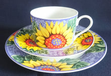 Lade das Bild in den Galerie-Viewer, 2er Set DESSERTTELLER, Porzellan, Sonnenblumen Blüten Pflanzen Motiv Dekor