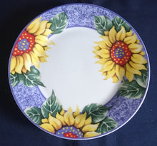 Lade das Bild in den Galerie-Viewer, DESSERTTELLER - Porzellan, Sonnenblumen Blüten Pflanzen Motiv Dekor