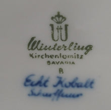 Lade das Bild in den Galerie-Viewer, 2er Set SUPPENTELLER "Scharffeuer" - Porzellan, Kobalt Abstrakt Indischblau Strohblume Motiv Relieflinien Dekor