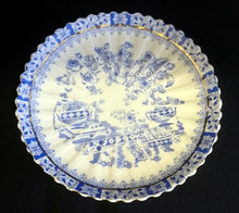 Lade das Bild in den Galerie-Viewer, KAFFEETASSE - Porzellan, China Blau Goldrand Relief Dekor