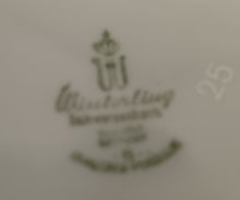 Lade das Bild in den Galerie-Viewer, MILCHKÄNNCHEN - Porzellan, Linien Kurven Striche Motiv Dekor