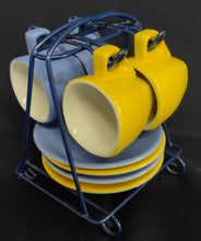 Lade das Bild in den Galerie-Viewer, 9er Set ESPRESSOGEDECKE &amp; STÄNDER - Porzellan Metall, Einfärbiges Modernes Alfredo Aufschrift Motiv Dekor
