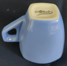 Lade das Bild in den Galerie-Viewer, 9er Set ESPRESSOGEDECKE &amp; STÄNDER - Porzellan Metall, Einfärbiges Modernes Alfredo Aufschrift Motiv Dekor
