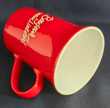 Lade das Bild in den Galerie-Viewer, KAFFEETASSE - Keramik / Steingut, Aufschrift "Bonjour, mein Liebster" Motiv Dekor
