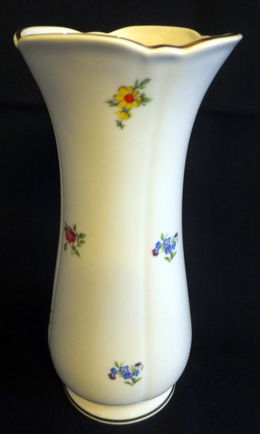 BLUMENVASE - Porzellan, Goldrand Flora Blumenblüten Pflanzen Motiv Dekor