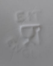 Lade das Bild in den Galerie-Viewer, 2er Set DESSERTTELLER - Keramik / Steingut, Regenbogen Farben Balken Dekor Rand
