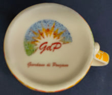 Lade das Bild in den Galerie-Viewer, 2er ESPRESSOGEDECK - Porzellan, Abstrakt Geometrisch Diamanten Glas Splitter Motiv Dekor
