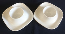 Lade das Bild in den Galerie-Viewer, 2er Set EIERBECHER - Porzellan, Klassisch Gastronomisch Einfärbiges Motiv Dekor
