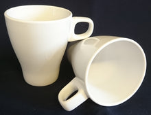 Lade das Bild in den Galerie-Viewer, 2er Set KAFFEETASSEN - Keramik / Steingut, Gastronomisches Moderne Form Motiv Dekor
