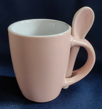 Lade das Bild in den Galerie-Viewer, ESPRESSO~ KAFFEETASSE &amp; LÖFFEL - Keramik / Steingut, Moderne Einfärbige Form Dekor (Rosa)
